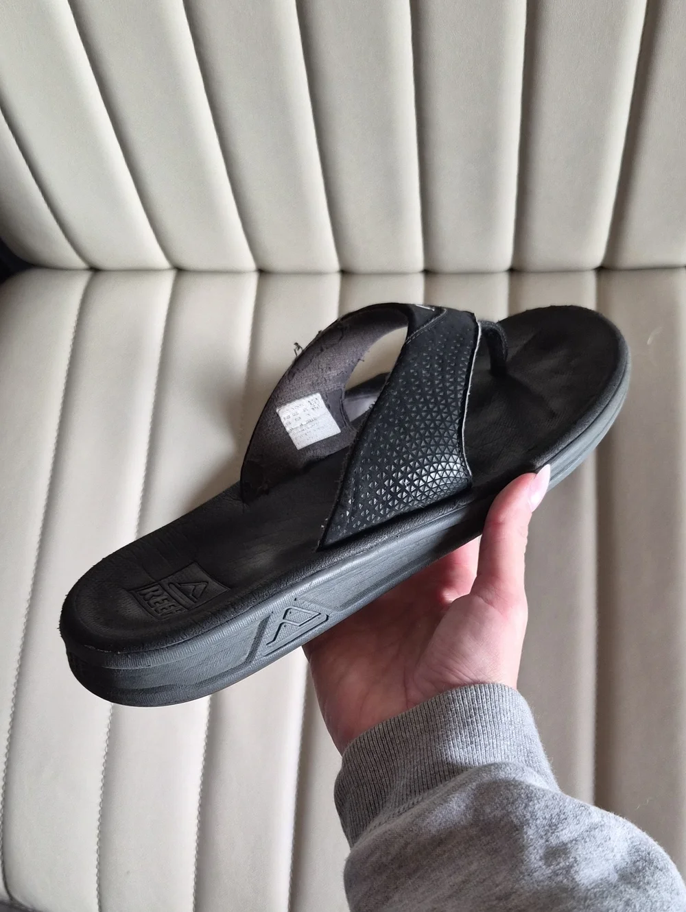 Reef Men's Flip Flop Sandals with Logo 11